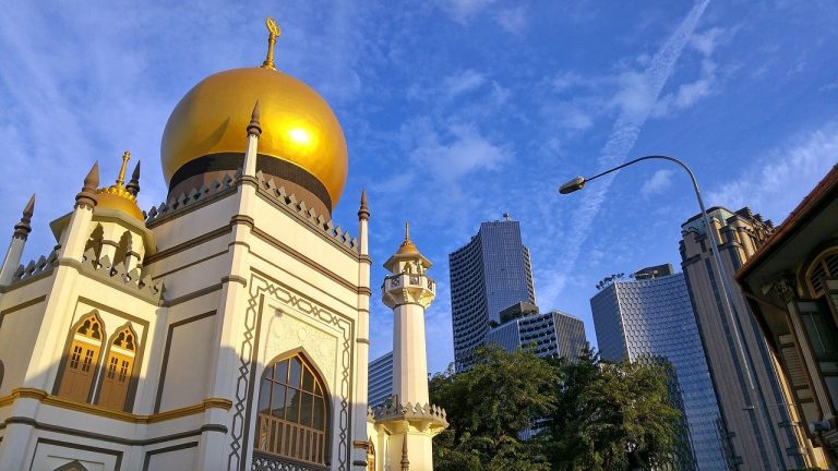 How Is Hari Raya Haji Celebrated In Singapore? - PickMe