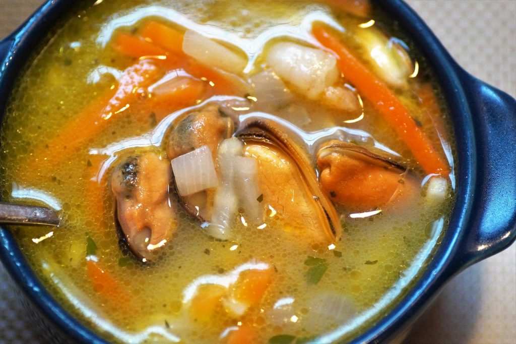 fish soup, soup from seafood, gifts of the sea-3054627.jpg