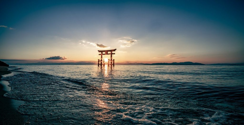 torii, lake, sunrise-5927467.jpg